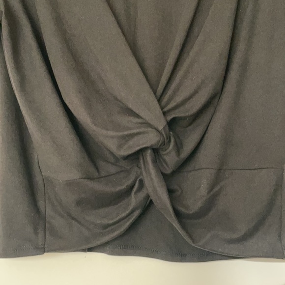 Stevie Hender knot knit top shirt - Picture 2 of 5